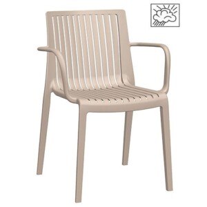 Silla multiusos Angie con brazos color capuccino