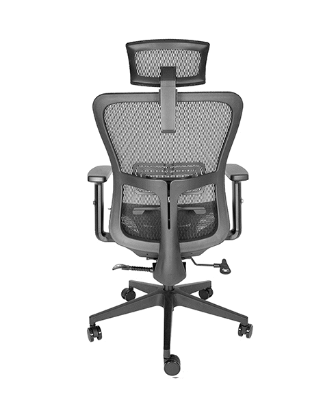 Sillón ejecutivo Corpus, es de color negro, está de espaldas totalmente, se nota un respaldo reforzado y es de color negro