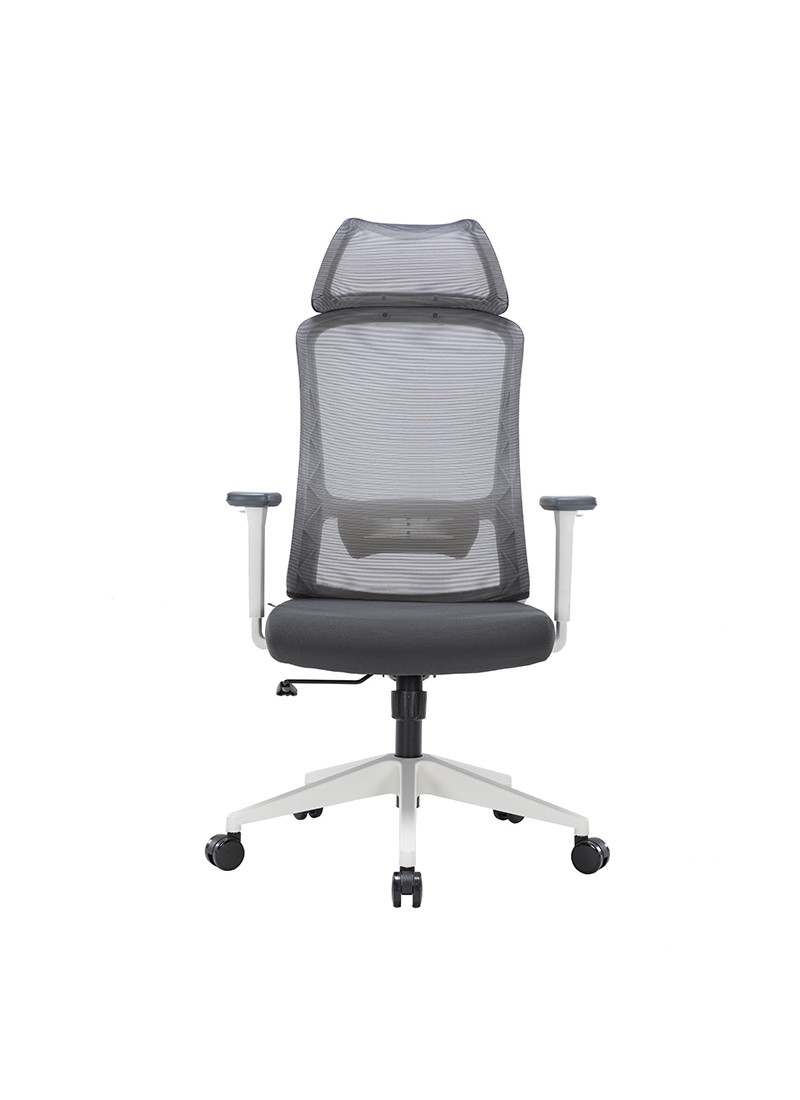 Silla ejecutiva Guilherme blanca, está de frente, se ve el asiento acolchonado, es de color gris oscuro