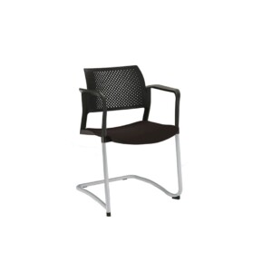 Silla de visita Cëzi trineo con brazos negro