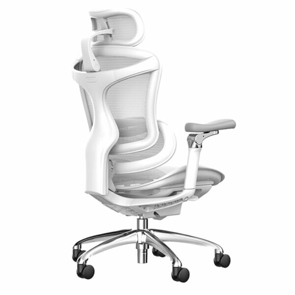 Silla ejecutiva Madisa, está viendo en su totalidad al frente, es de color negro, está acolchonado en la espalda y asiento